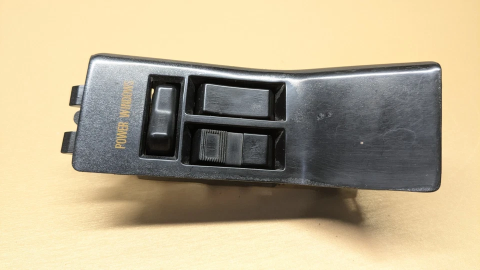 Interruptor de ventana eléctrica maestro del lado del conductor Mitsubishi Starion 1987-1989 (OEM) #R20 Foto 2 de 4