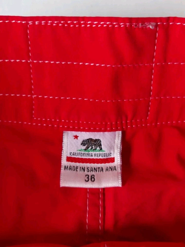 Pantalones Cortos Birdwell Beach Britches Para Hombre Floral Rojo Talla 36 Usados en Excelente Condición  Foto 4 de 4