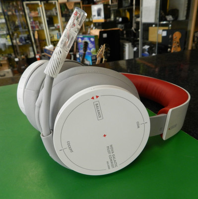 Microsoft Starfield Limited Edition Xbox Wireless Headset - Weiß/Rot