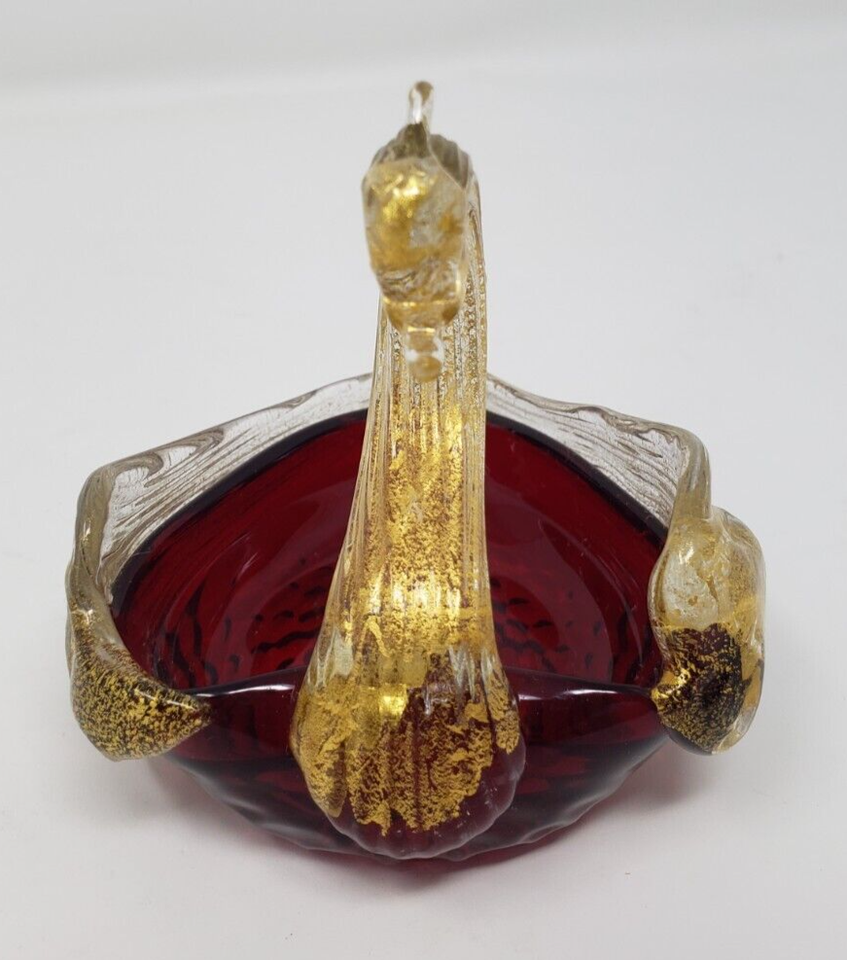 Murano Art Glass Swan with Gold Fleck and Red Heart Shaped