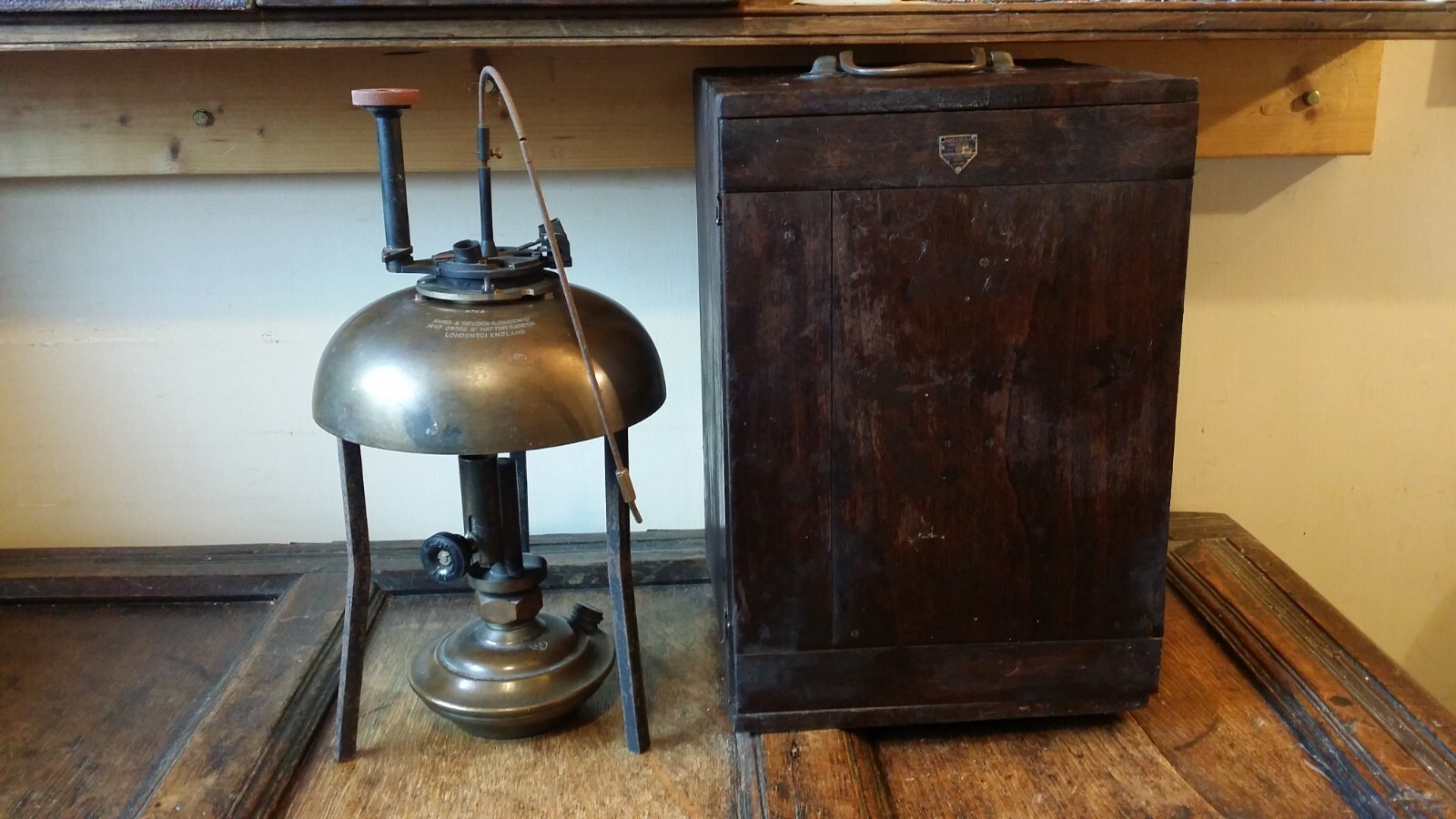 ANTIQUE 1930'S LARGE BRASS FLASH POINT TESTER BAIRD & TATLOCK - CASED LABORATORY