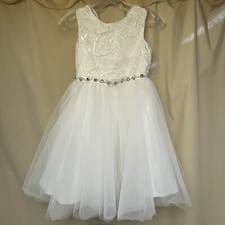 flower girl dress size 8 Flower girl dress white