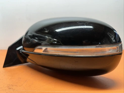 87610C6080 | 2016 - 18 Kia Sorento Left Door Mirror Manuel Folding Blind Spot OE