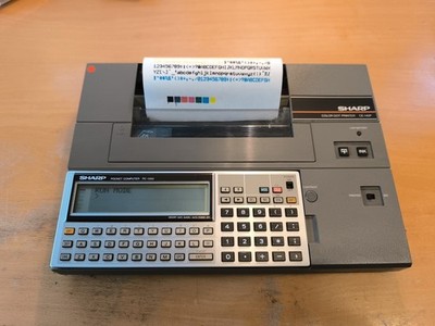 Sharp PC-1350 mit CE-202M 16MB RAM Modul und CE-140P Color Dot Printer