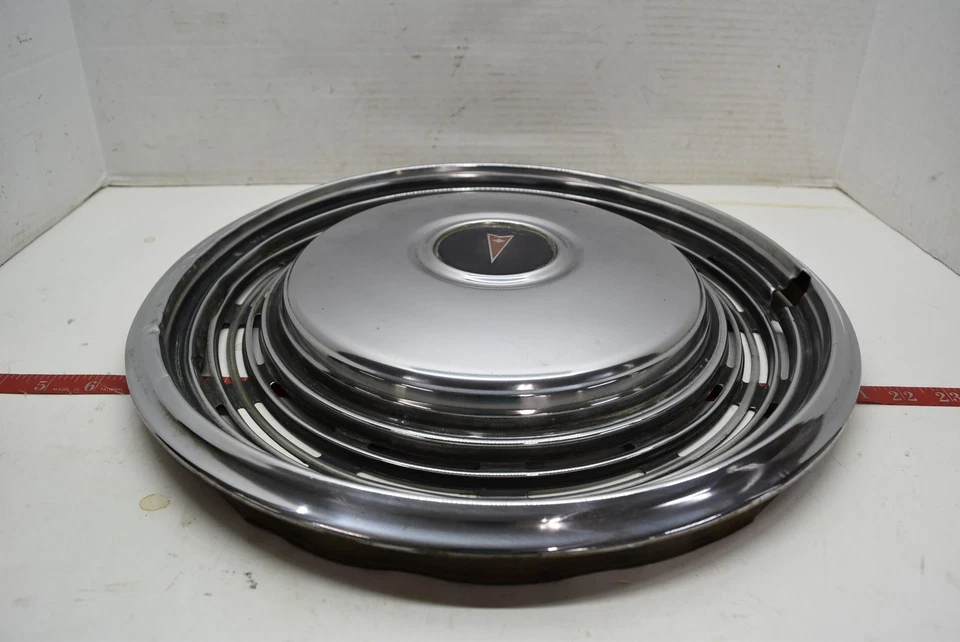 1973 1974 73 74 Pontiac 15" tapacubos Grand Prix LeMans Safari Catalina Bonneville Foto 4 de 4