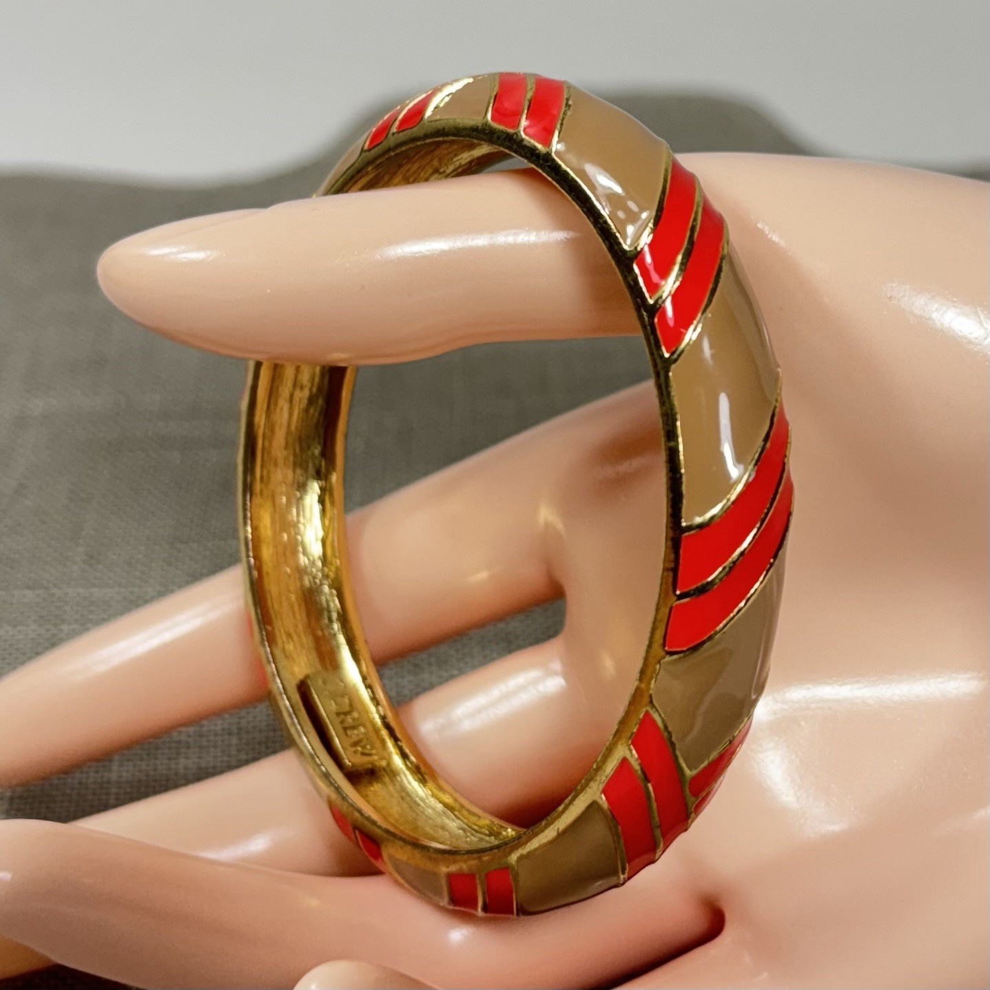 Gold Tone Tan Orange Enamel J. CREW 7.5” Bangle Bracelet Fashion Jewelry