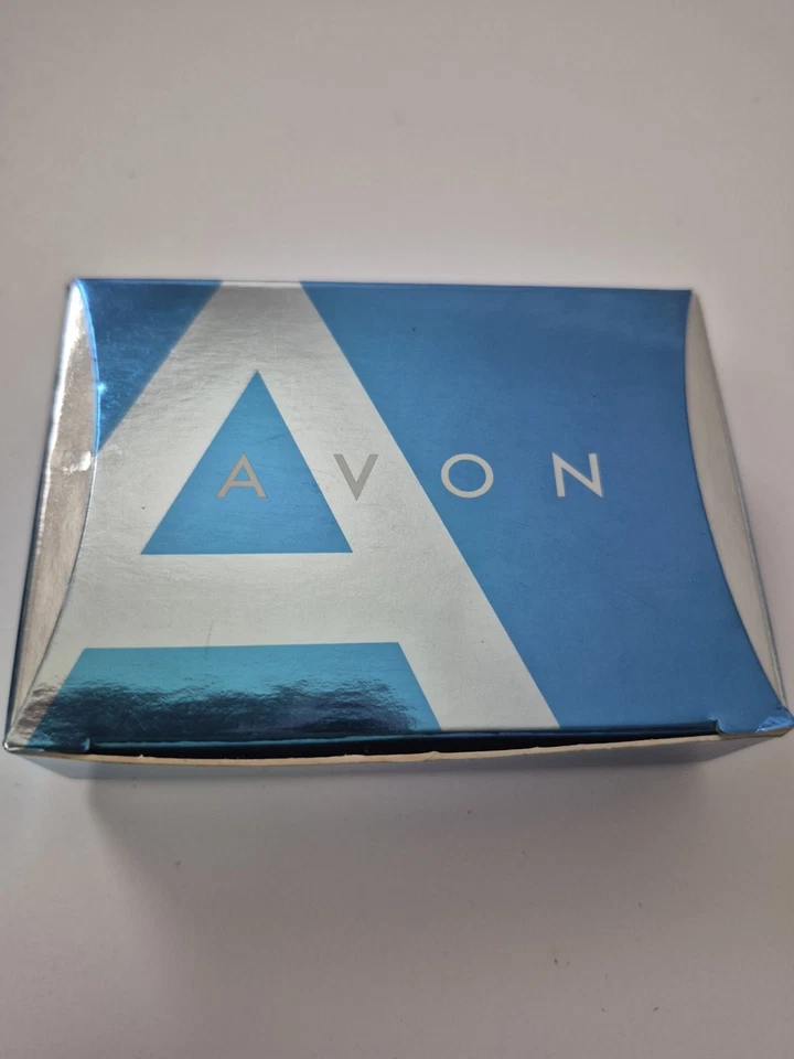 Pin mariposa aleteante Avon 2005 piedras simuladas nuevo de stock Foto 4 de 4