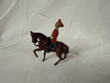 VINTAGE LEAD FIGURE - MOUNTED SOLDIER ON HORSE - MADE ENGLAND - RED COAT 327