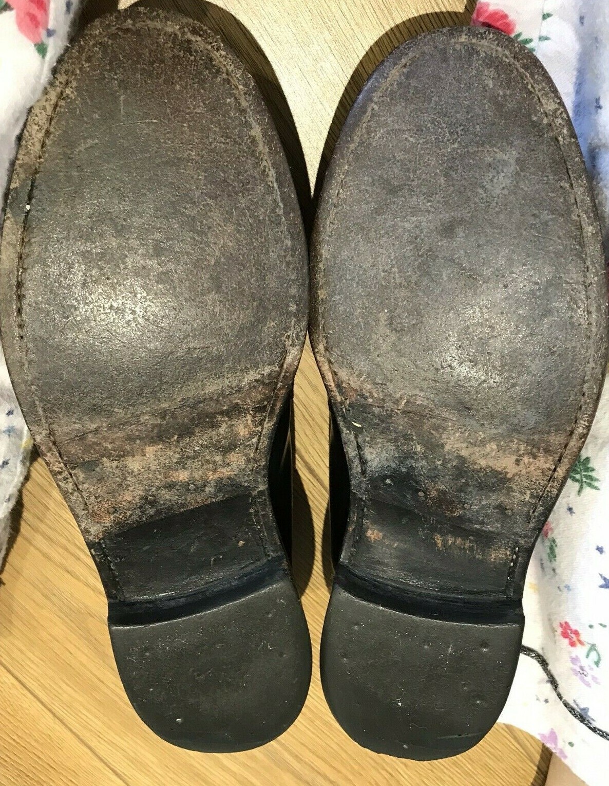 Loake Shoemakers, England, Men's Black Classic Slip-on Shoes, Size 7.5 UK 7