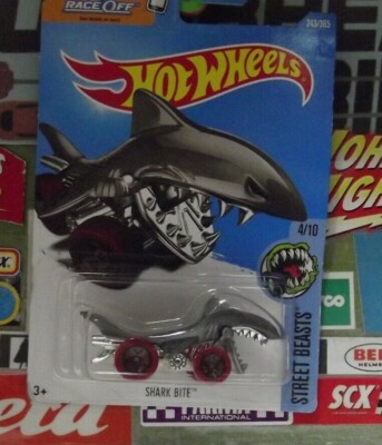 Street Beasts Carro Hot Wheels Tiburon Carro TiburÃ³n De Hot