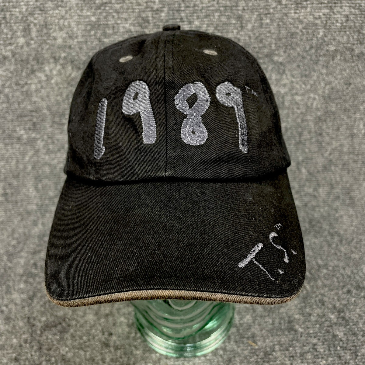 Taylor Swift 1989 Tour T. S. Hat Adjustable Strap Back Solid Black