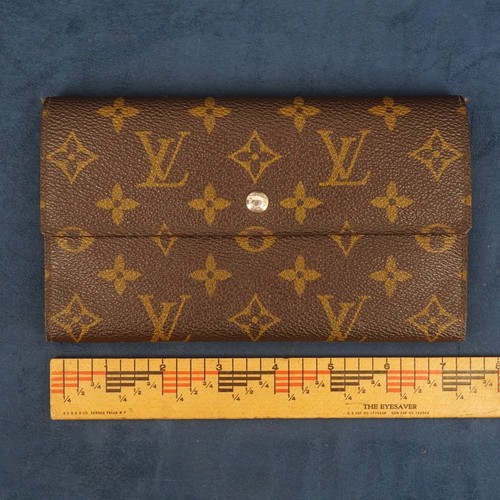 Louis Vuitton LV Logo Pochette Porte Monnaie Wallet/Coin Purse - Free Ship USA - Picture 8 of 9