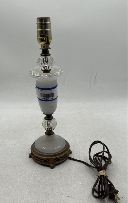 Vintage White Home Decorative Modern Electric Victorian Table Lamp