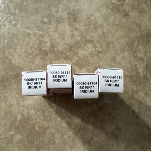 4 Pack OEM Genuine Toyota Corolla Matrix Prius Yaris Spark Plugs 90080-91184 - Picture 1 of 1