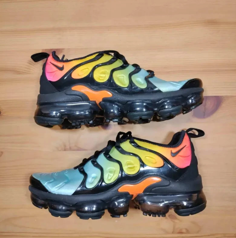 美品　NIKE Air Vapormax Plus　米津玄師着用モデル　27.5 Nike Air VaporMax Plus Tropical Sunset Sneakers Women's Size 6.5