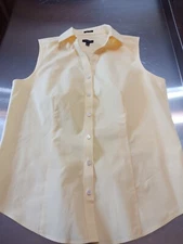 Talbots Shirt Womens 6 Yellow  Button Up Sleeveless Easy Care Fitted