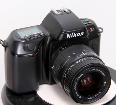 NIKON N70