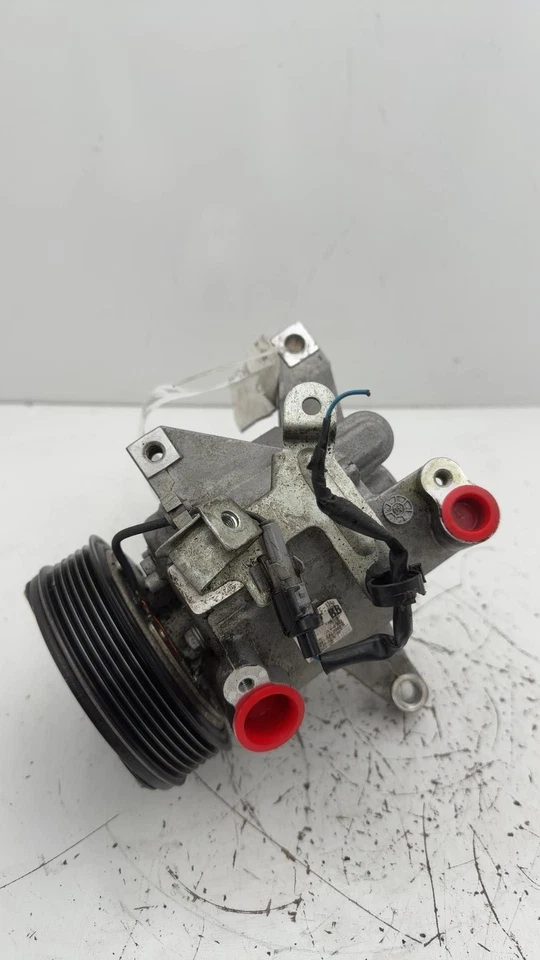 14 15 16 17 SUBARU XV CROSSTREK A/c Air Compressor Subaru - Image 2 of 4
