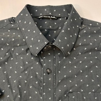 TravisMathew Shirt Mens L Gray Arrow Print Button Down Short Sleeve