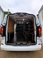 Versatile Angled Racking with Integrated Floor