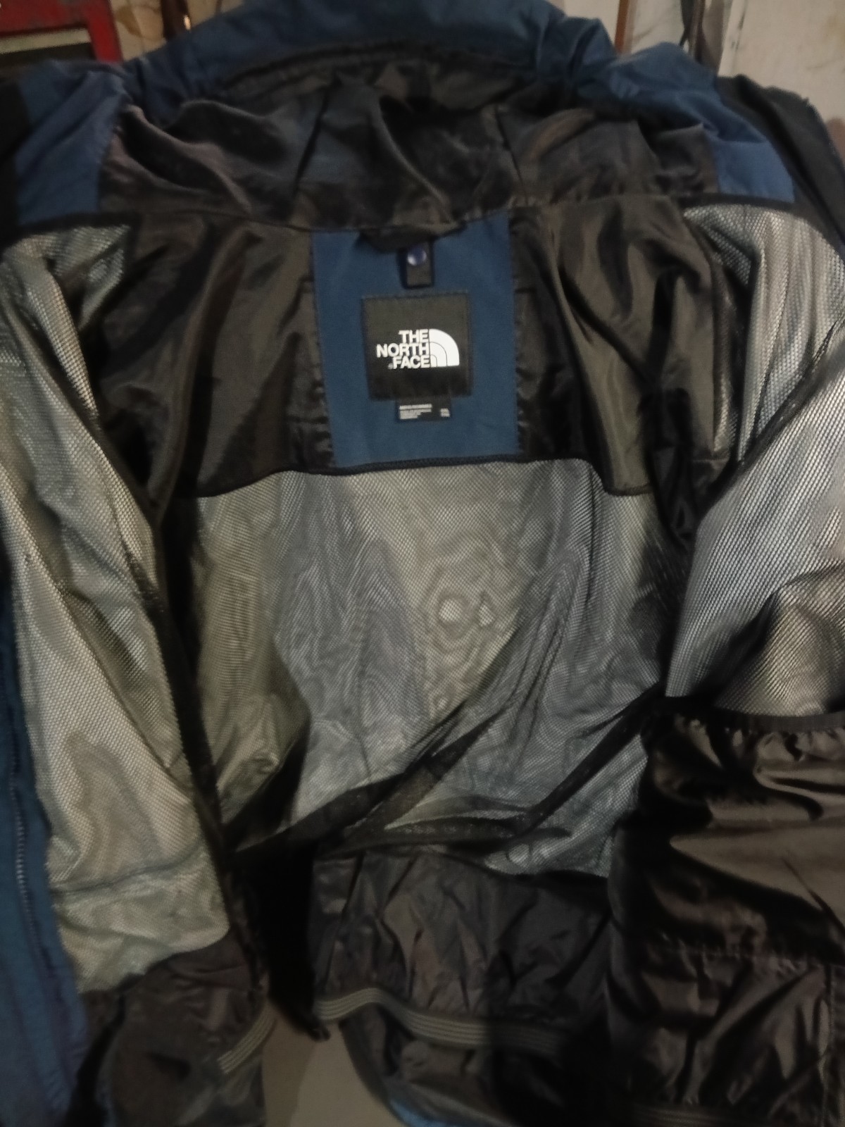 North face the outer shell full hooded  vented arms ,rain / wind  jacket xxl thumbnail 2