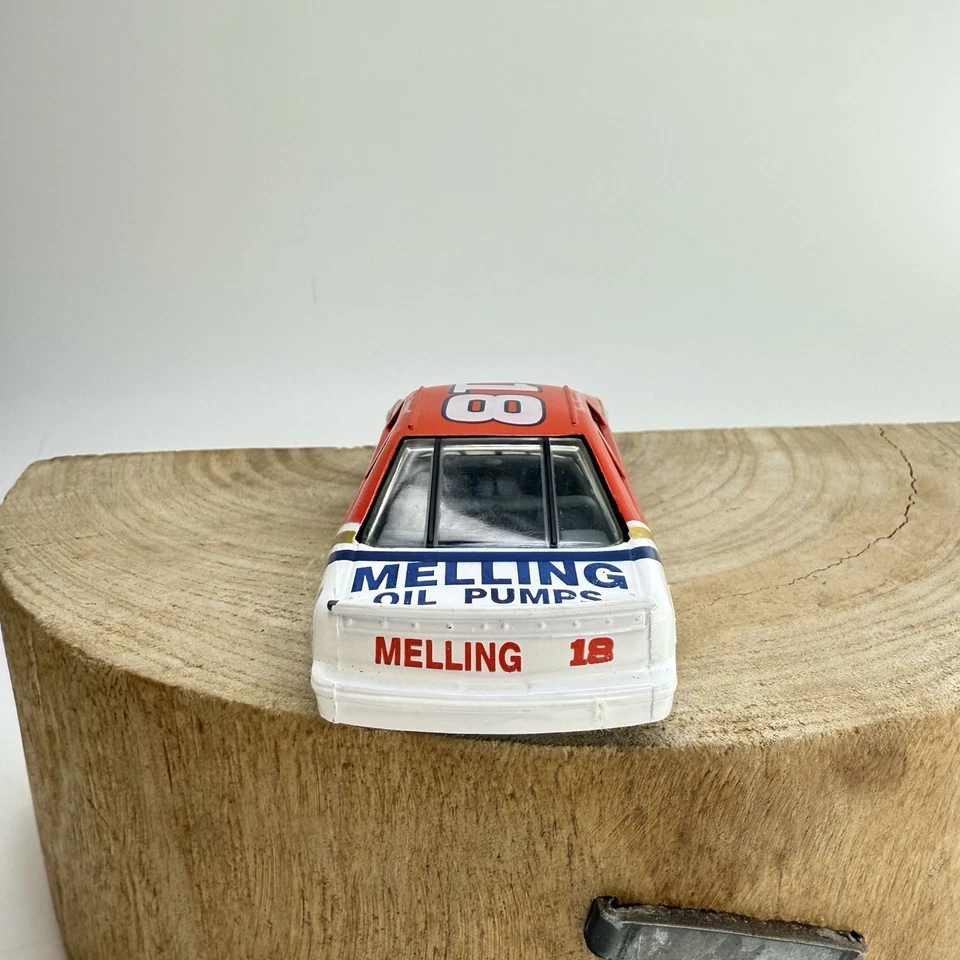 1991 年赛车冠军制造树脂模型 Greg Trammells #18 Melling Nascar 1:43 — 第 2/4 张图片