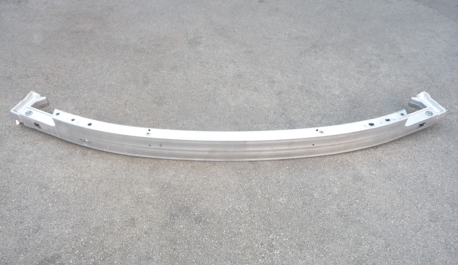 2020-2022 Tesla Model Y Front Bumper Reinforcement Bar 1487601-00  