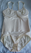 Nancy Ganz Body Ivory Underwire Bra Belly Band Bodysuit 3313, 36C