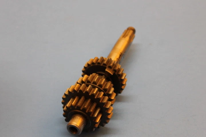 NOS YAMAHA HT1 HT1MX MAIN AXLE ASSY PART# 276-17411-01-00 - Image 4 of 4