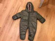 Ugg Baby snowsuit tohono bunting  olive green Sz 0-6 Months