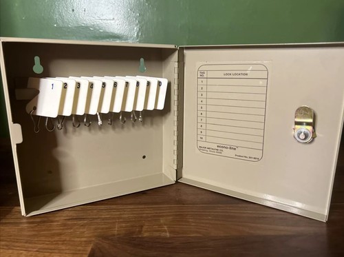 Vintage MMF Industries Key Locking Key Cabinet Holds 10 Keys Metal Strong Box - Picture 5 of 7