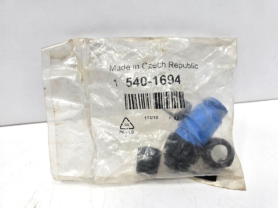 540-1694 INDUSTRIAL CIRCULAR CONNECTOR LOT OF 7 - Image 4 of 4