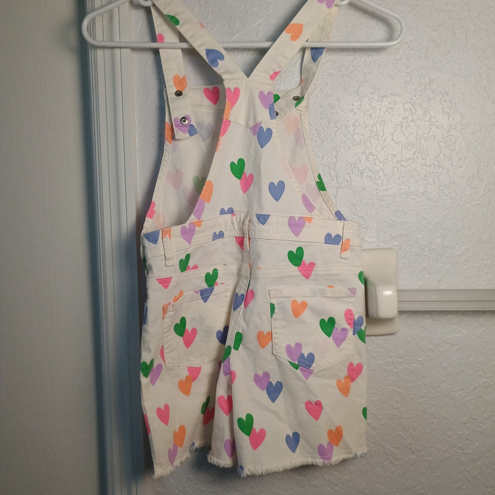 Picture 2 of 6