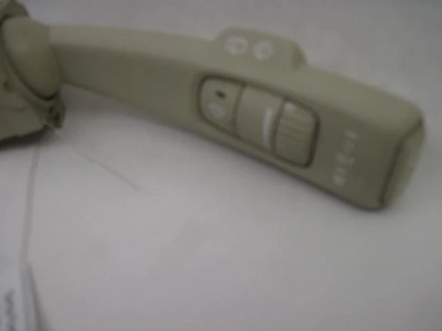 INTERRUPTOR COLUMNA VOLVO XC70 V70 2008 08 31264356 782432 Foto 4 de 4