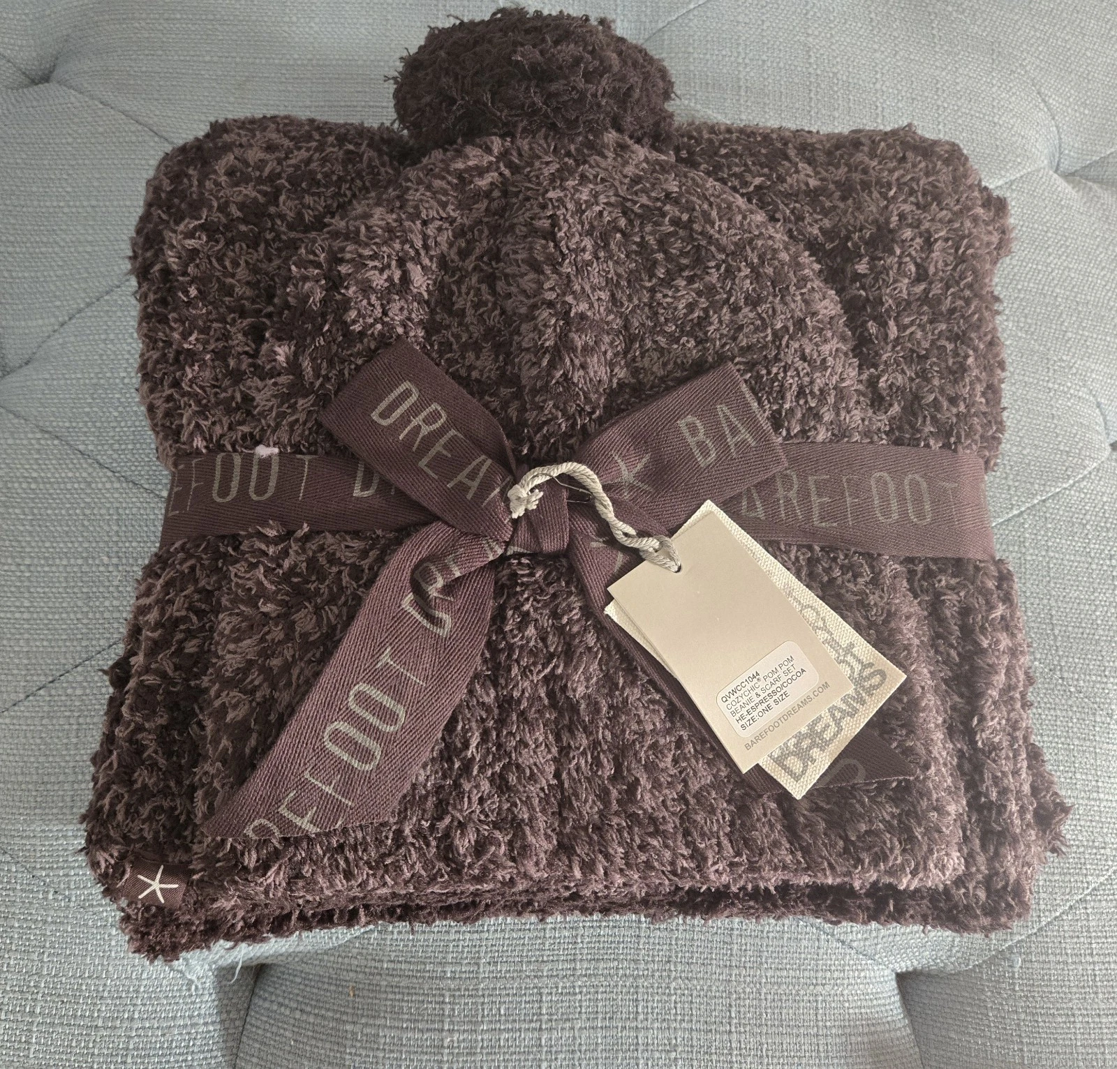 Nwt Barefoot Dreams Cozychic Pom Pom Beanie Hat and Scarf Set Espresso/Cocoa