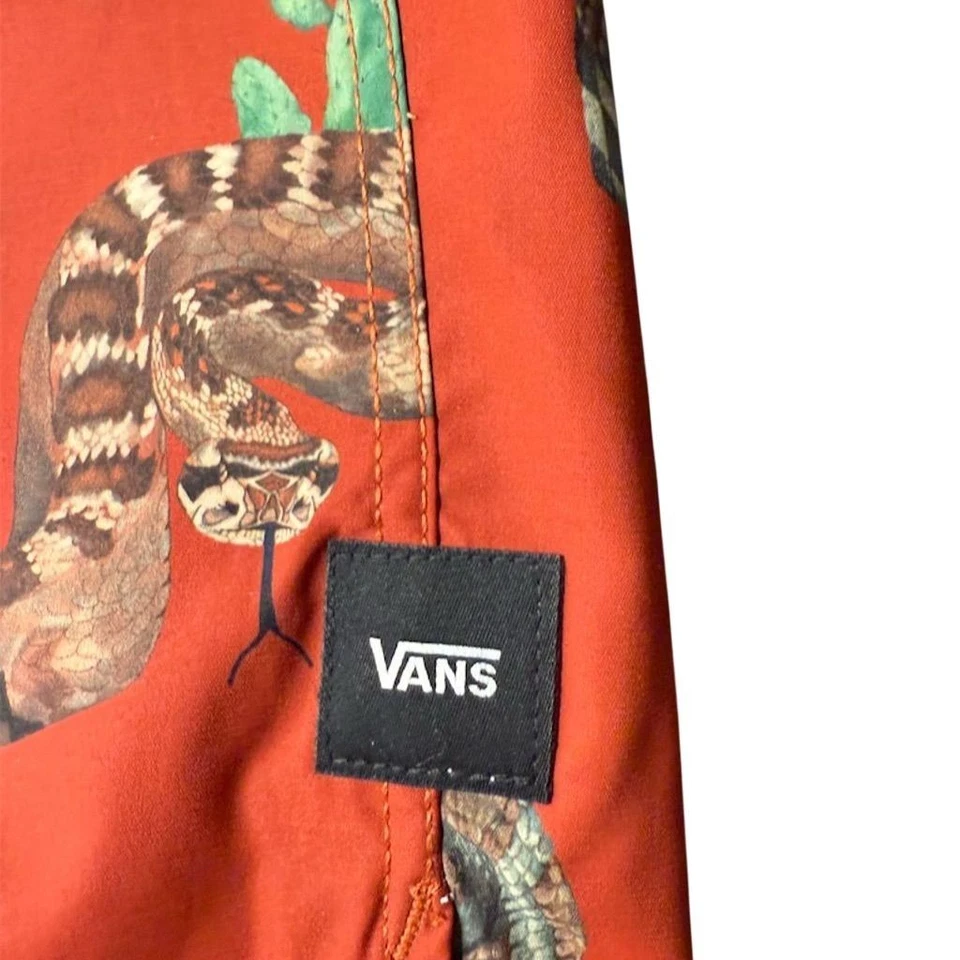 Boardshorts Vans para hombre con estampado de serpiente de cascabel rojo talla 28 Foto 2 de 4