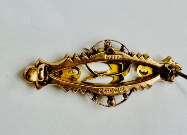 Fine Victorian 9ct Solid Gold Brooch Swallow Bird… - image 4