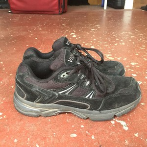 vionic women's suede walking sneakers