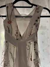 White A line Wedding flower girl's kids dress size 5 flower pattern