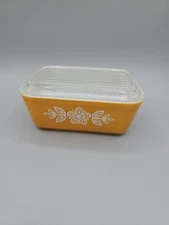Vtg Pyrex Refrigerator Dish Ribbed Lid 0502 Butterfly Gold Pattern Flower Flaw