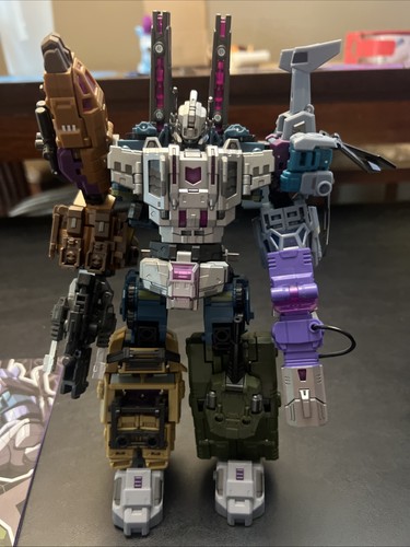 Pocket Toys PT-05 Panzer Legion Bruticus KO Knock Off Complete T14 - Picture 4 of 10