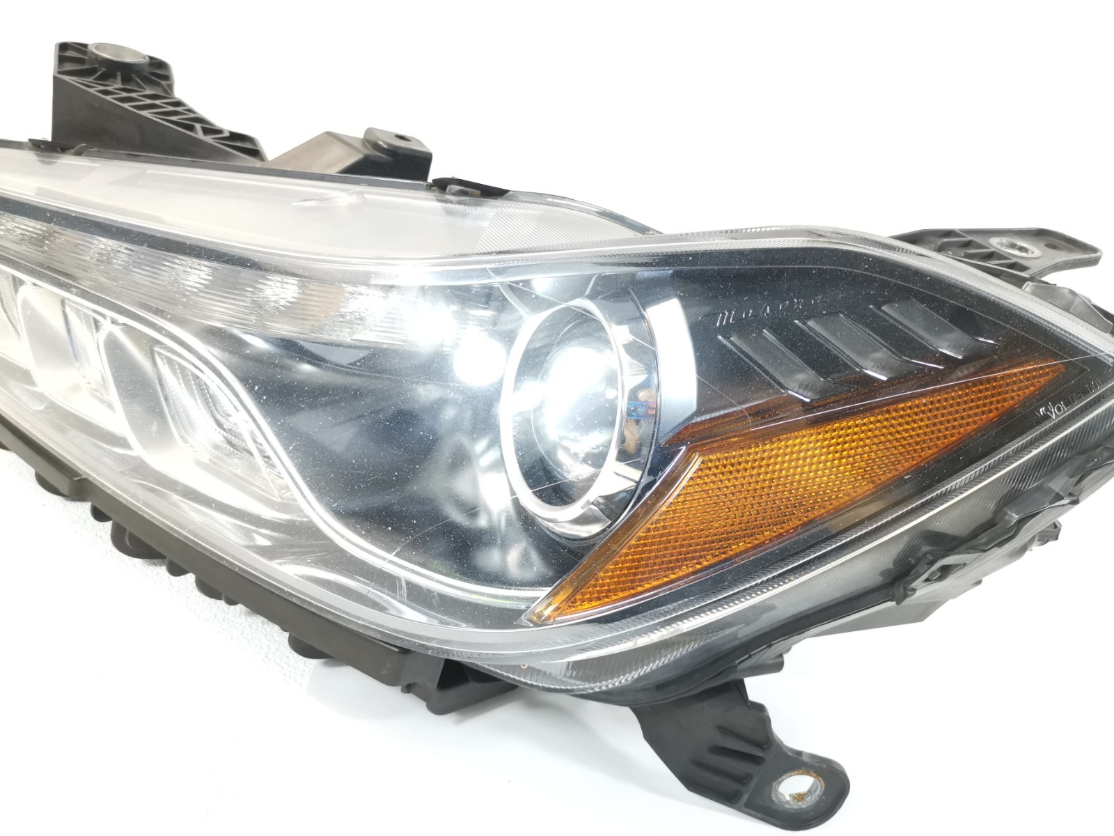 Maserati Ghibli 2014 FRONT+LEFT Headlight P/N 670005476