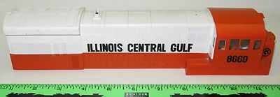 Lionel New 8669 Illinois Central Gulf U36B Diesel Shell