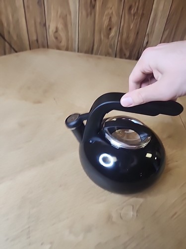 KitchenAid Whistling Teapot Kettle Stainless Steel Enamel 2 Quart Black - Picture 5 of 10