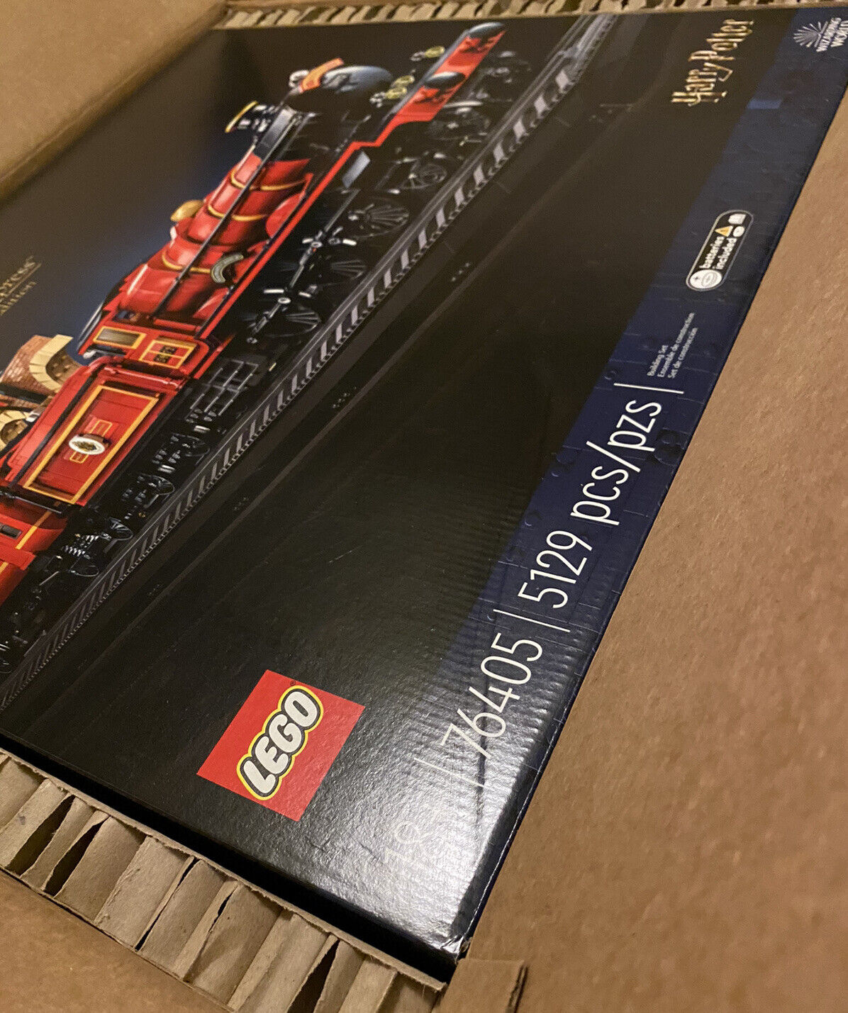 LEGO Harry Potter Hogwarts Express – Collectors' Edition 76405, Iconic  Replica Model Steam Train from The Films, Collectible Memorabilia Set for