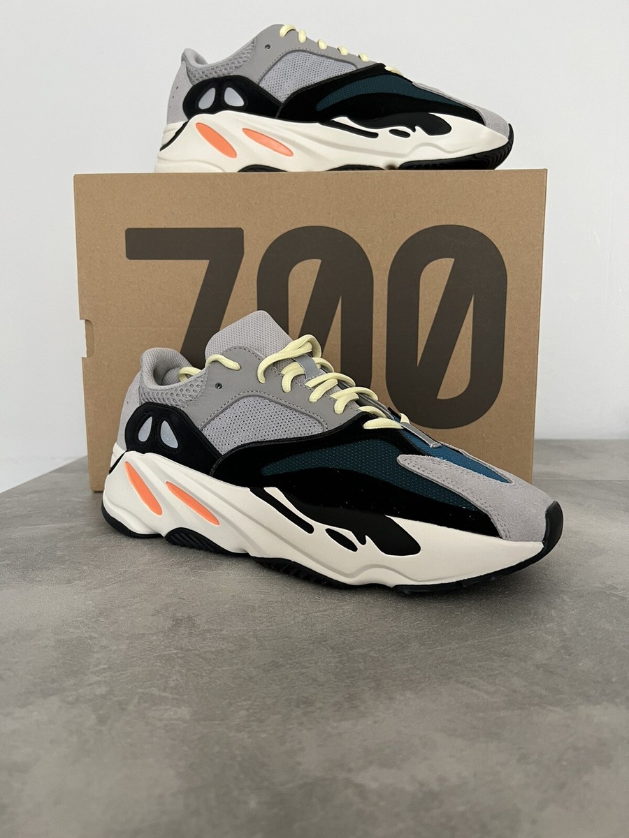靴 adidas YEEZY BOOST 700 WAVE RUNNER28.5 71N7A0UlSCL._AC_SX675_.jpg