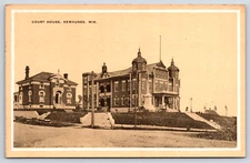 VINTAGE POSTCARD OLD ANTIQUE COURT HOUSE JAIL BUILDING KEWAUNEE WISCONSIN USA