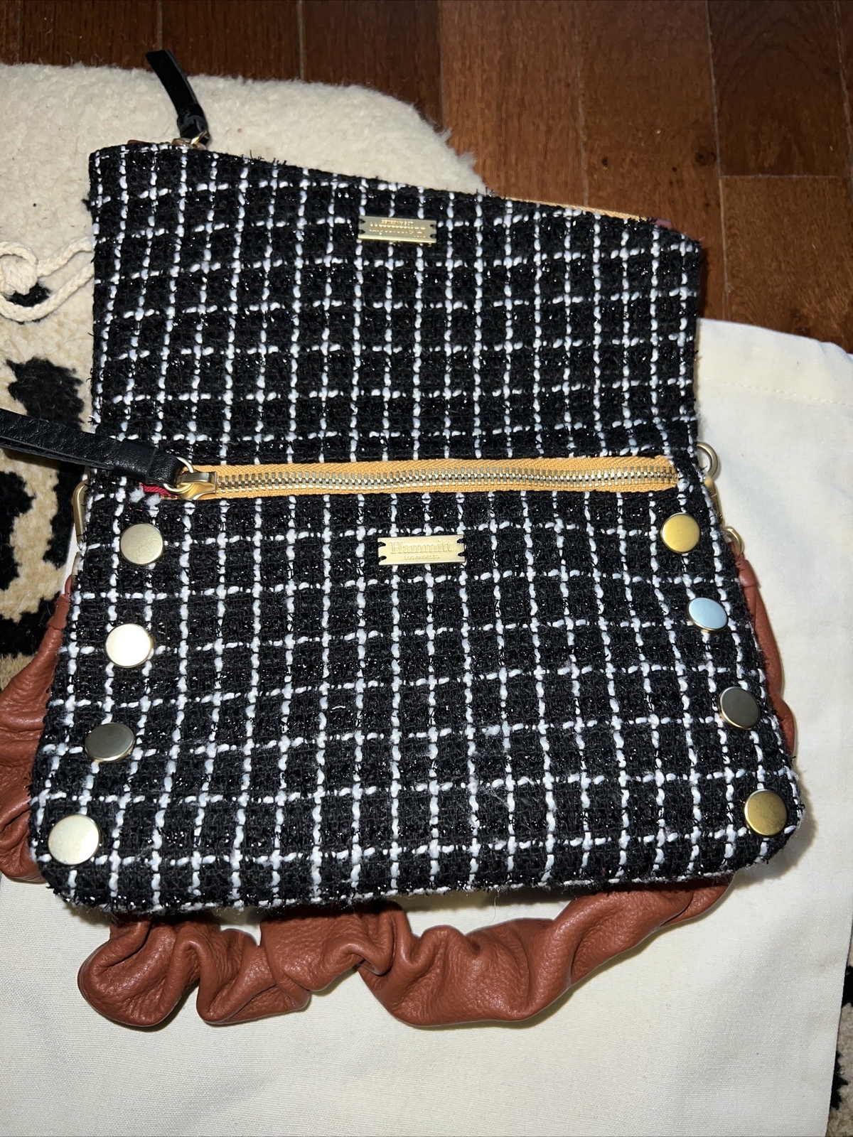 Picture 4 of 8