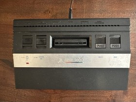 Vintage Atari 2600 Jr Console Bundle - 32 Games & 3 Controllers - POWERS ON