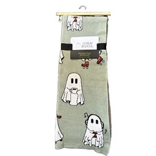 New Goblin  Ghoul 50 x 70" Viral Ghost Skating Throw Blanket White Sage Green